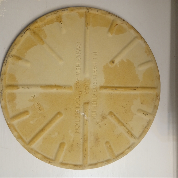 Pampered Chef Stoneware Vintage Heritage Collection Round Pizza Stone - Picture 6 of 9